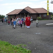 2011 - Zakończenie roku szkolnego - chórek Droga do Nazaretu - szkolny wolontariat, pielgrzymka na Lednicę pod opieką ks. Macieja