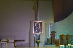 Wielbienie  w 5. rocznicę nawiedzenia parafii przez kopię obrazu Matki Bożej Częstochowskiej