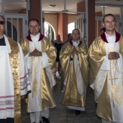 Uroczysta Msza Święta celebrowana przez ks. Damiana Dudkowiaka.
