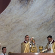 Uroczysta Msza Święta celebrowana przez ks. Damiana Dudkowiaka.
