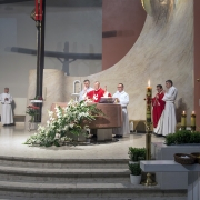 Adoracja Najświętszego Sakramentu w wigilię Zesłania Ducha Świętego.