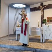 Adoracja Najświętszego Sakramentu w wigilię Zesłania Ducha Świętego.
