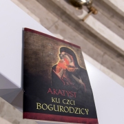 Schola Mikael z par. Chrystusa Jedynego Zbawiciela w Swarzędzu - śpiew Akatystu