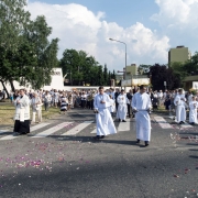Procesja Bożego Ciała ulicami naszego osiedla.