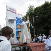 Procesja Bożego Ciała ulicami naszego osiedla.