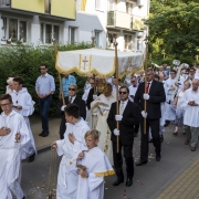 Procesja Bożego Ciała ulicami naszego osiedla.