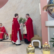 Msza Święta – sekundycja Ks. Damiana Kopera.