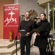 Droga Krzyżowa z udziałem muzyków z Apostolatu Józefa i Maryji.