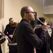 Droga Krzyżowa z udziałem muzyków z Apostolatu Józefa i Maryji.