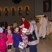 Droga Krzyżowa z udziałem dzieci.