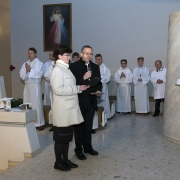Przekazanie kluczy do naszej świątyni Ks. Jackowi Maćkowiakowi.