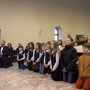 Uroczyste otwarcie Jubileuszowej Bramy Miłosierdzia.  Chórek dzieci z SPP w Kwidzyniu