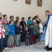 Poświęcenie różańców dzieci I-szo Komunijnych.