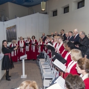 Chór Hasło wykonuje kolędy.