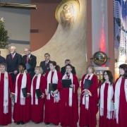 Chór Hasło wykonuje kolędy.