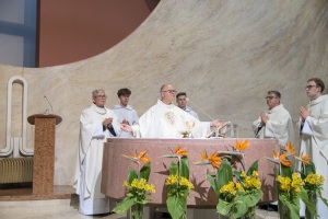 Msza święta z okazji 30. rocznicy poświęcenia kościoła parafialnego