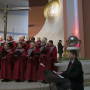 Koncert pieśni patriotycznych - chór Nazaret pd.p.Eligiusza Szczepaniak.