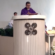 Msza św. pogrzebowa w intencji wieloletniego szafarza śp. Jerzego Staniewskiego.