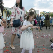 Procesja rusza do III ołtarza