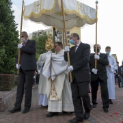 Procesja rusza do III ołtarza