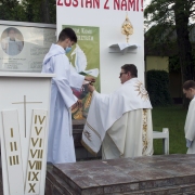 Modlitwa i rozważania przy III ołtarzu.