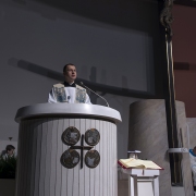 Nauki rekolekcyjne prowadzi  Ojciec Radosław Siwiński.