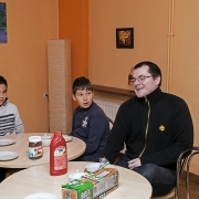 Śniadanie w Centrum Duszpasterskim po mszy roratniej,