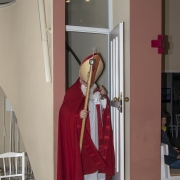 Przybycie na spotkanie z dziećmi św. Mikołaja.