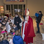 Przybycie na spotkanie z dziećmi św. Mikołaja.