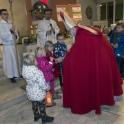 Przybycie na spotkanie z dziećmi św. Mikołaja.