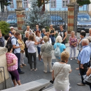 Sibiu -  przed prawosławną katedrą.