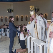 Sakrament bierzmowania, które udzielił ks. Arcybiskup Stanisław Gądecki.