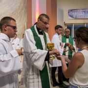 Wieczorma msza św. z udziałem przybyłych do Polski pielgrzymów.