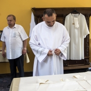 Ks. Neoprezbiter Łukasz Krawczyk odprawia Mszę Św. Sekundycyjną