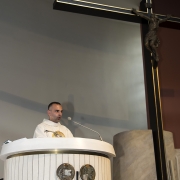 Ks. Neoprezbiter Łukasz Krawczyk odprawia Mszę Św. Sekundycyjną