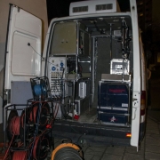 Wieczorne przygotowanie do transmisji w TV Polonia.
