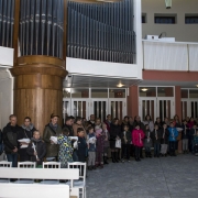 Uroczystość odnowienia przyrzeczeń chrzcielnych, poświęcenie świece i alb 2016.