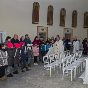 Uroczystość odnowienia przyrzeczeń chrzcielnych, poświęcenie świece i alb 2016.