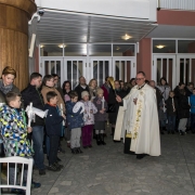 Uroczystość odnowienia przyrzeczeń chrzcielnych, poświęcenie świece i alb 2016.