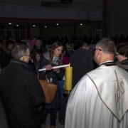 Uroczystość odnowienia przyrzeczeń chrzcielnych, poświęcenie świece i alb 2016.