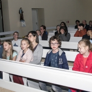 Czuwanie modlitewne z u udziałem młodzieży.